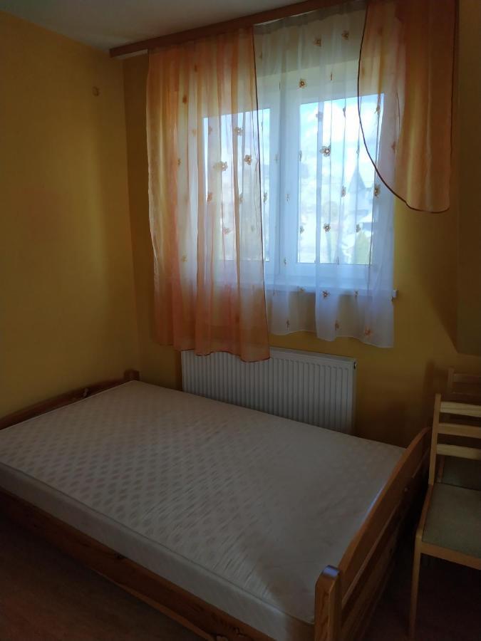 Pokoje u Bryksego Hotell Dursztyn Eksteriør bilde
